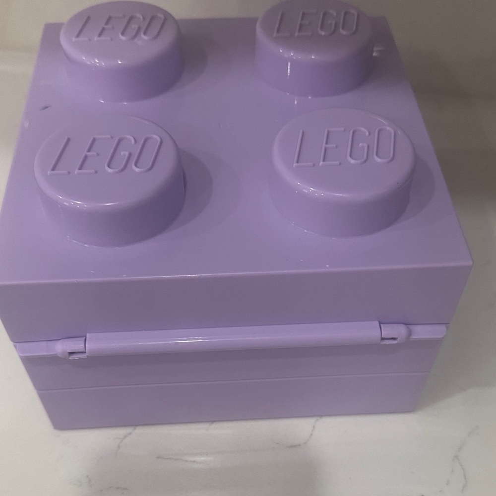 LEGO Lavender Carry Box - Picture 7 of 8